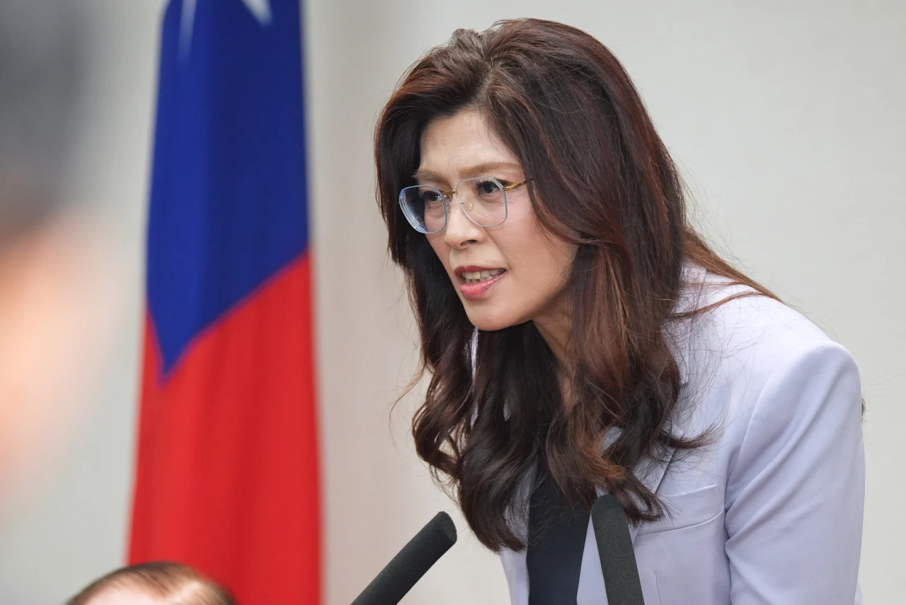 分析｜能撕票房毒藥標籤？鄭麗文明訪美　若「達標」有助藍營年底大選