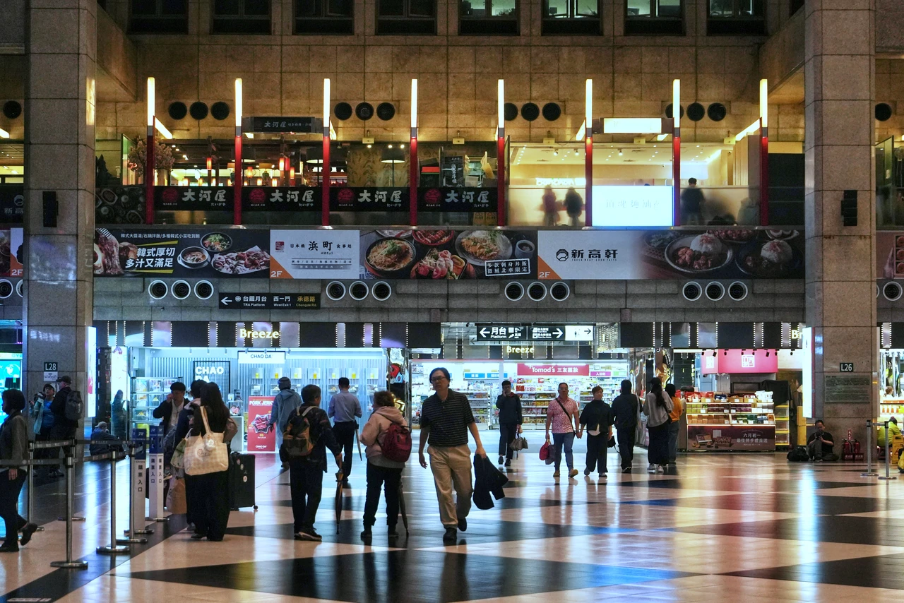 百貨王子之爭｜新光三越奪「北車金雞母」關鍵曝！吳昕陽：實踐千億里程碑