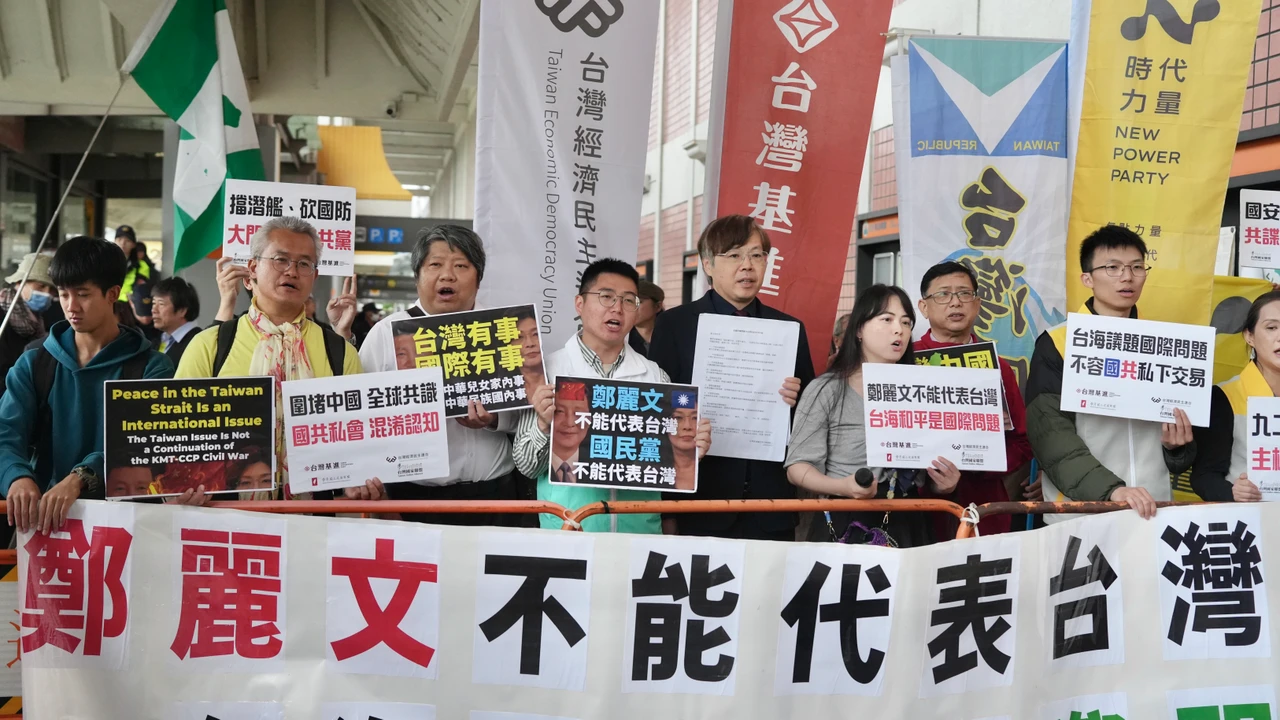 鄭麗文赴陸！兩派人馬熱鬧送機　王興煥酸：不必回程，可帶國民黨回歸故土