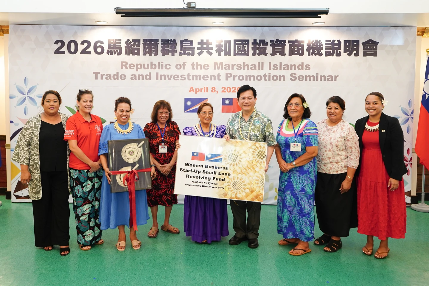 林佳龍率團赴馬紹爾拓商機　宣布：加碼挹注婦女基金100萬美元