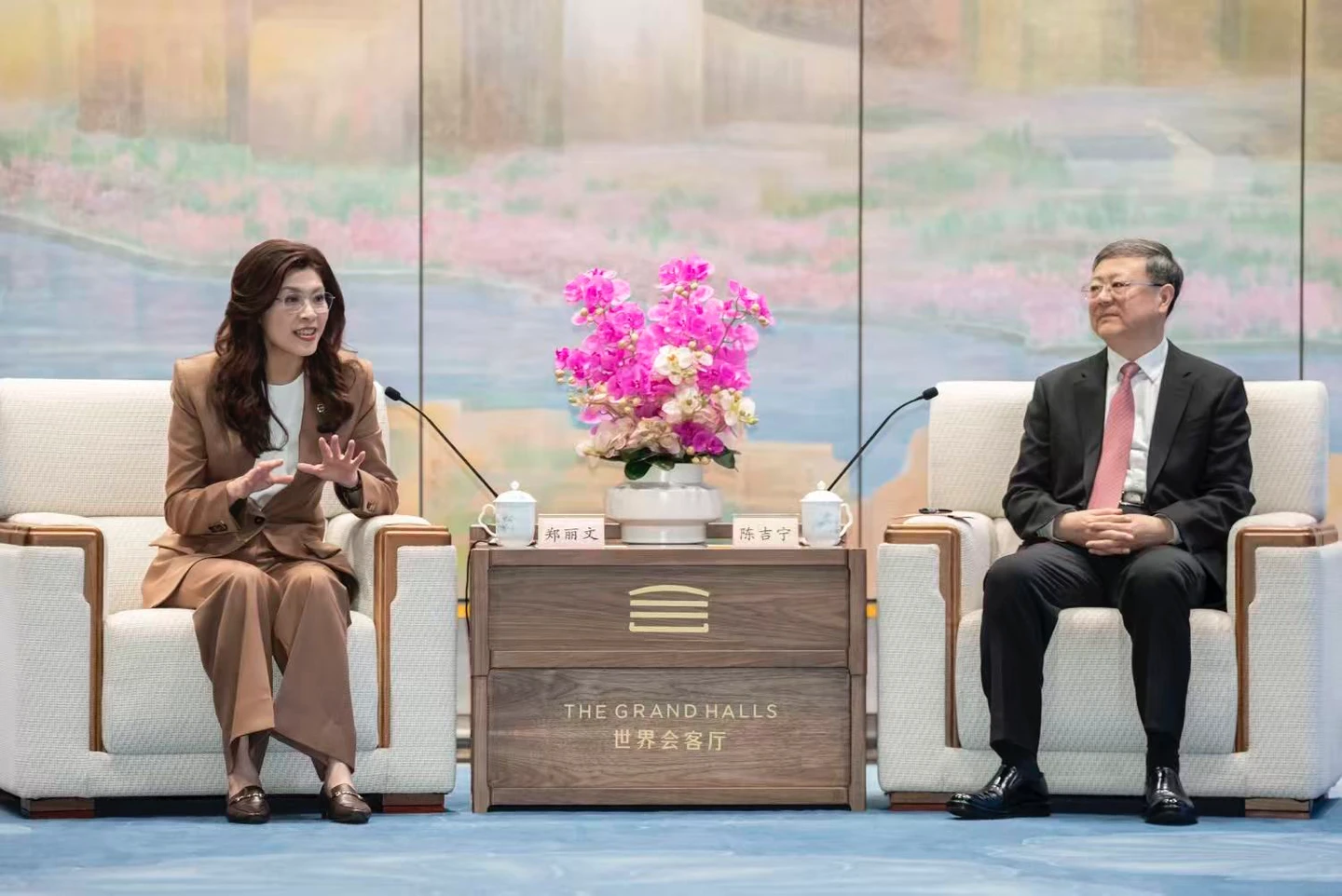 「為兩岸和平擴大善意互信」！鄭麗文邀上海市委書記陳吉寧來台