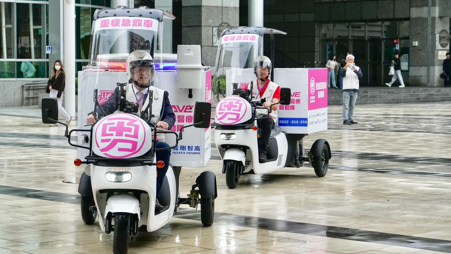 白沙屯進香智慧醫療升級！北醫打造移動急診室　一鍵求救即時定位
