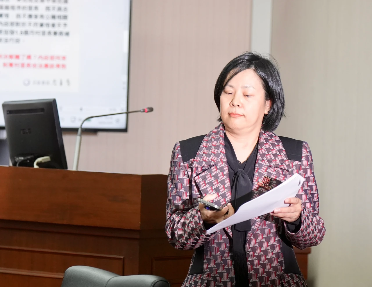 李貞秀又唱獨角戲　召委廖先翔：官員發言、沉默都是意見表達