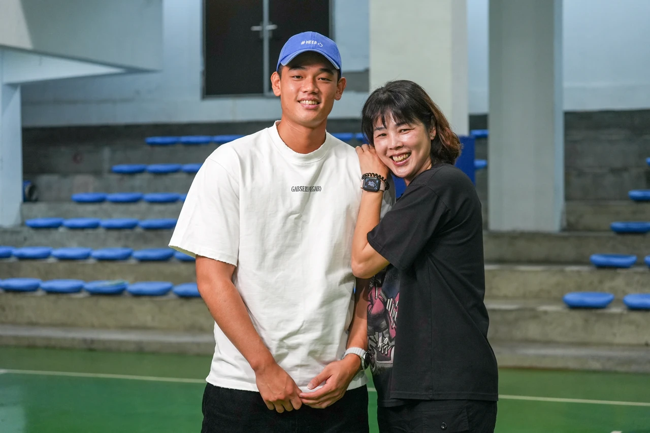 專訪｜從最怕鐵門聲到最強後盾！曹祐齊揭秘女強人媽：她不懂棒球卻最懂我