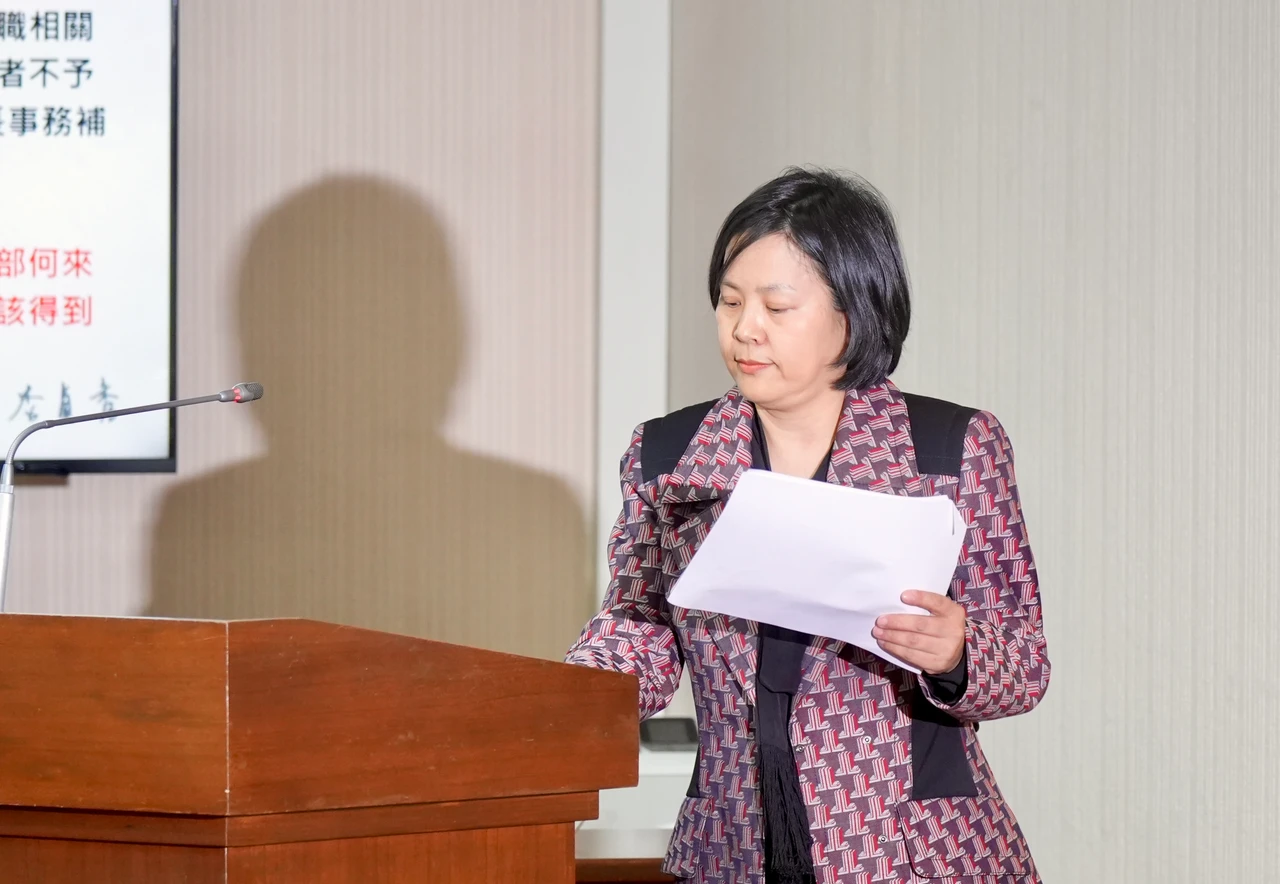 李貞秀再度「空氣質詢」　劉世芳：沒義務接受不具合法資格立委備詢