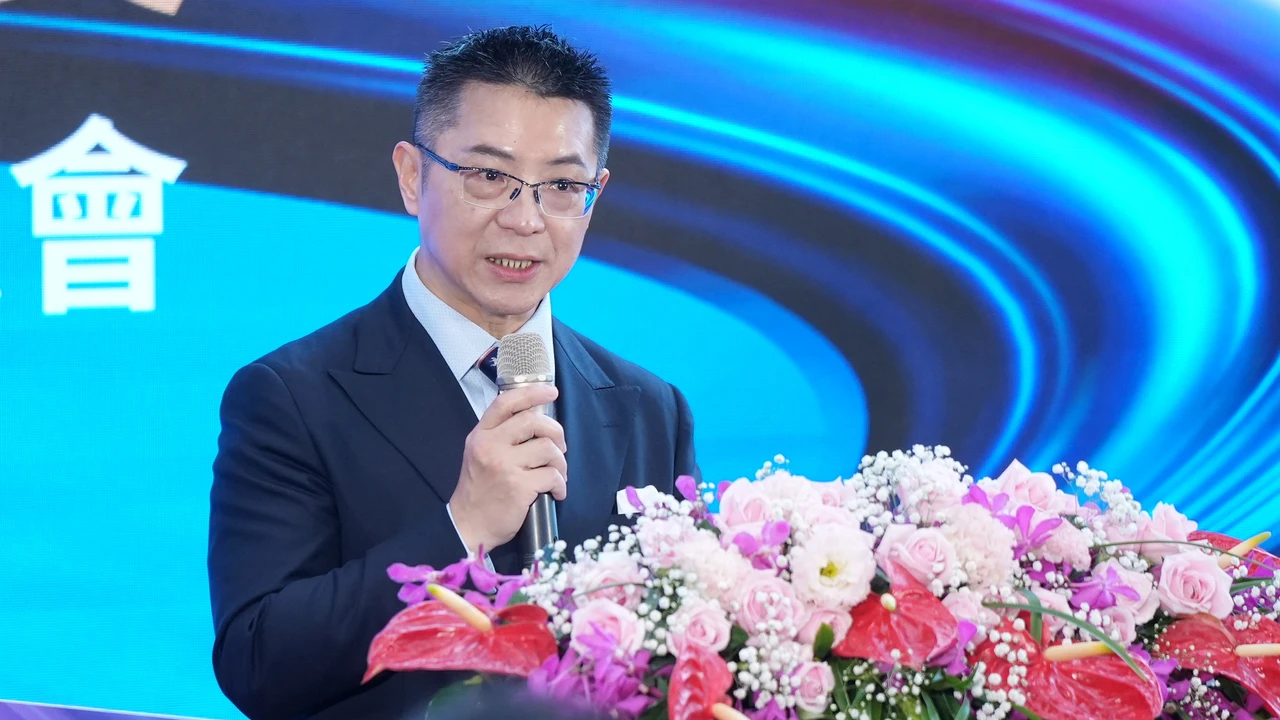 群創先進半導體封裝與測試已站在第一領先群位置　逾25萬張漲停買單高掛
