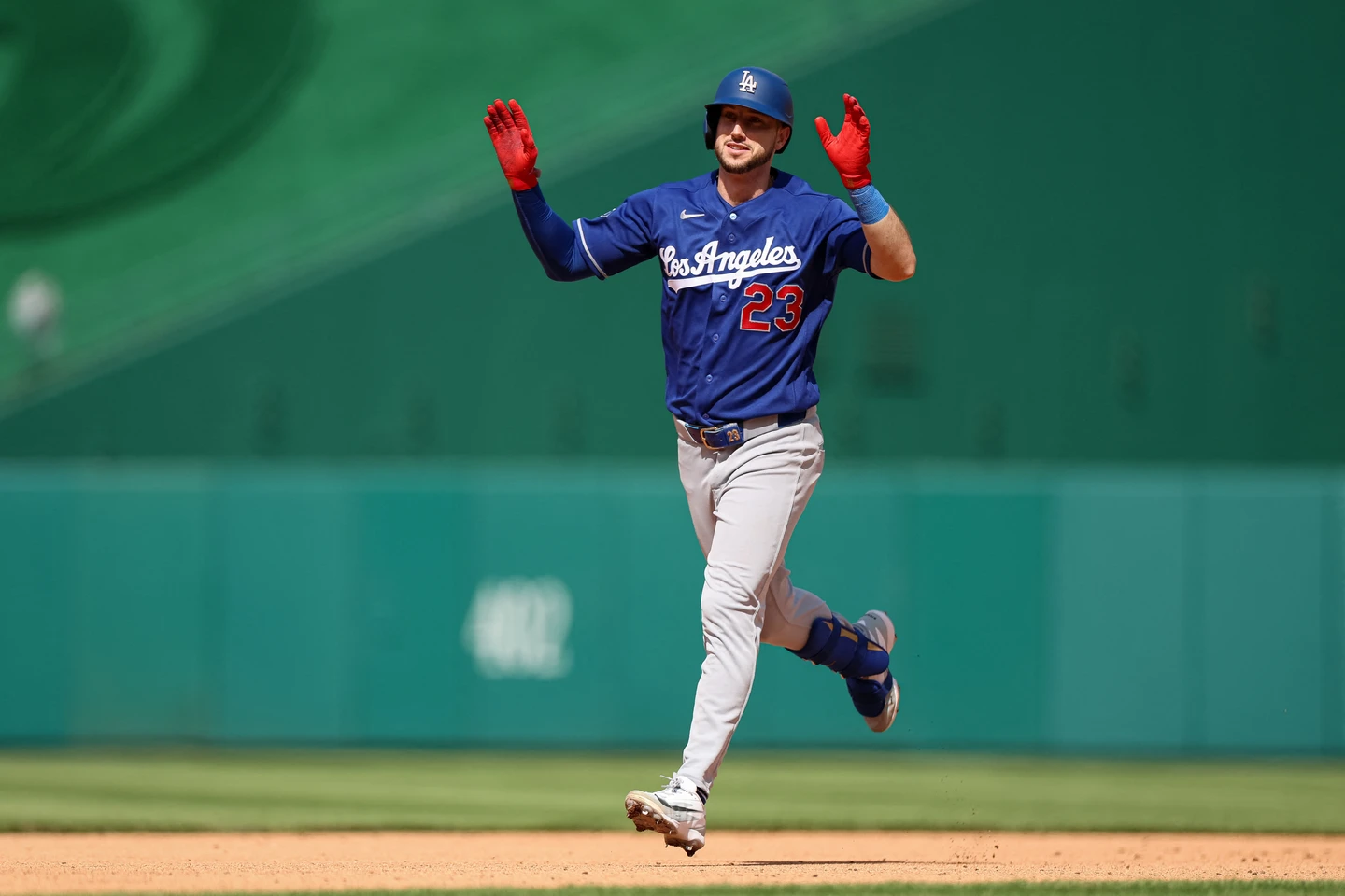 MLB｜拒絕藍鳥10年鉅約加入道奇　塔克解釋落腳洛杉磯關鍵