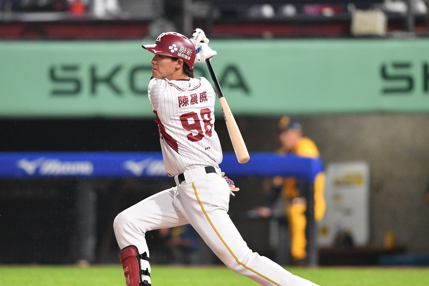 中職｜陳晨威致命一擊賞兄弟開季最速8敗　桃猿喜迎4連勝與雄鷹並列第3