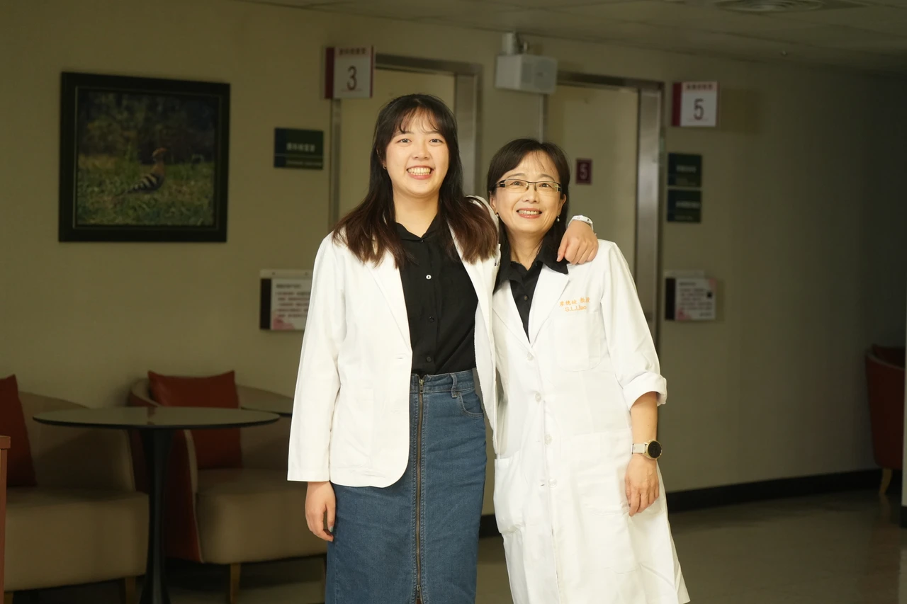 白袍世家｜兒科醫廖穗綾當女兒閨密　99分的媽偶爾吵架被扣1分