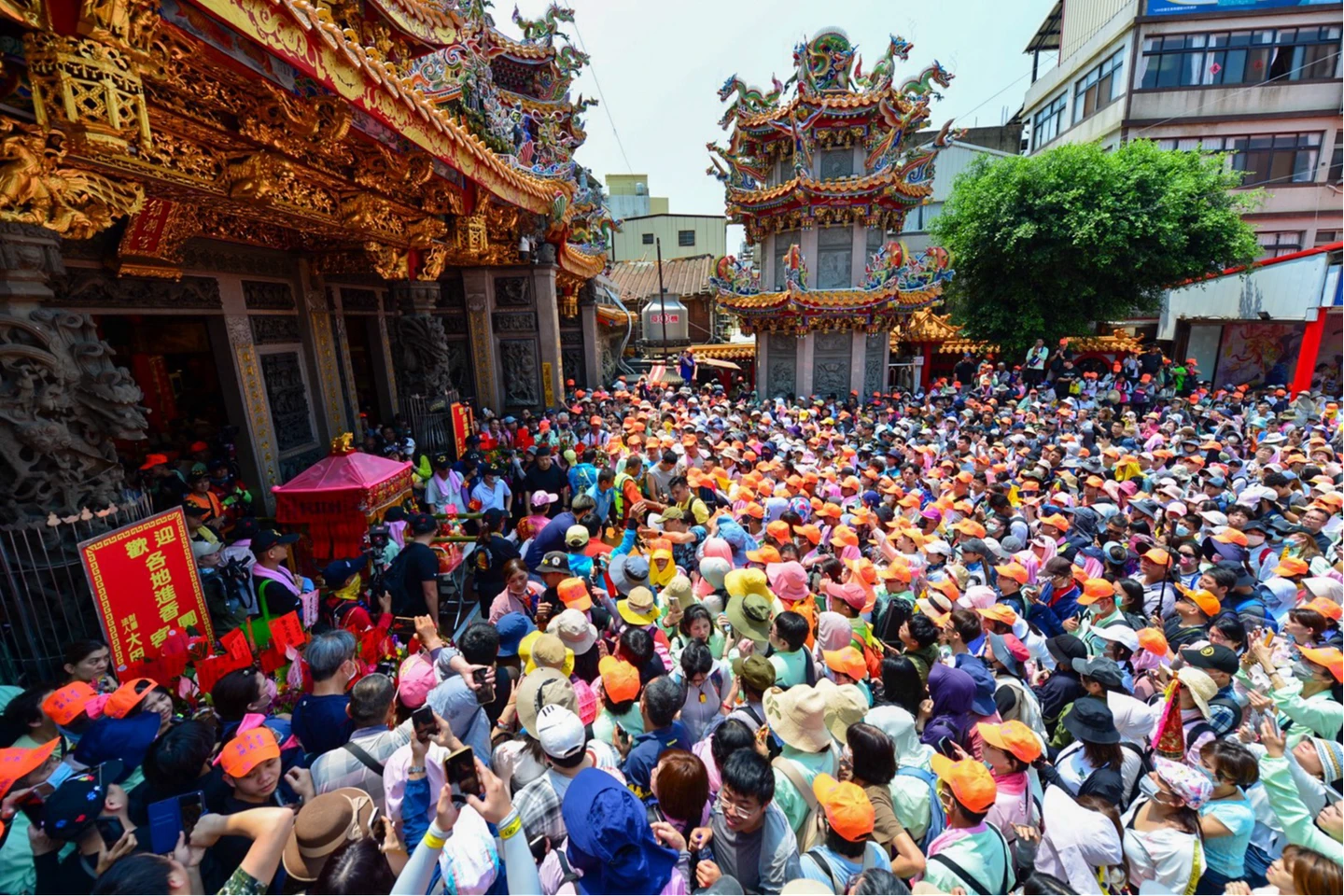 白沙屯媽祖進香｜首日「多人體力不支脫水」送醫　他染A流硬撐恐爆傳染潮