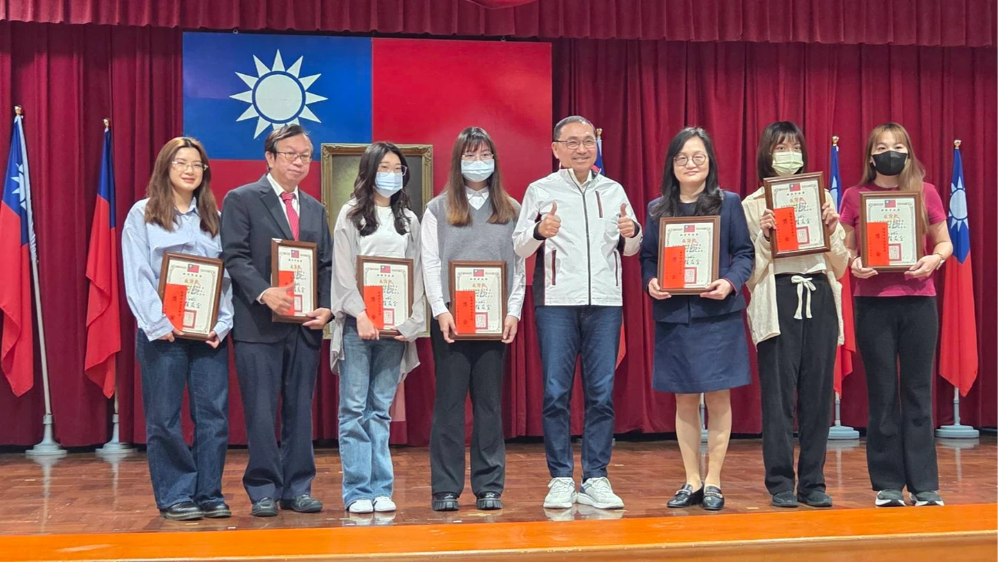 新北首季阻3.5億詐騙！銀行、超商員工機警助攻逮車手　侯友宜表揚