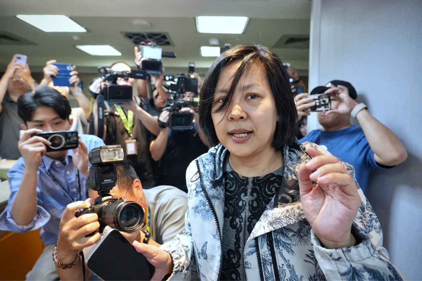 李貞秀痛罵「被黃國昌逼死」！中選會：已收立院註銷名籍函、15天公告遞補