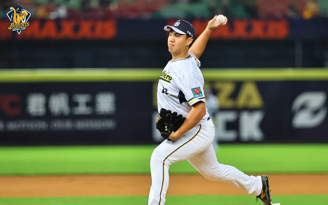 資深名主播連環出包！張致平播球睡著　蔡明里失言惹議公開致歉