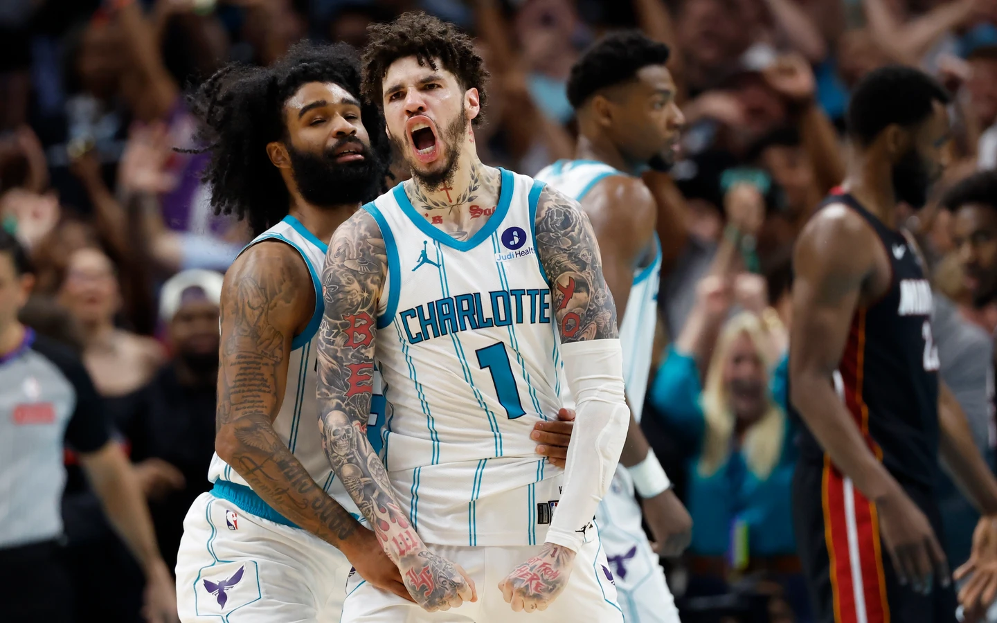 NBA｜「球三弟」伸鬼手弄傷熱火中鋒　聯盟懲處出爐