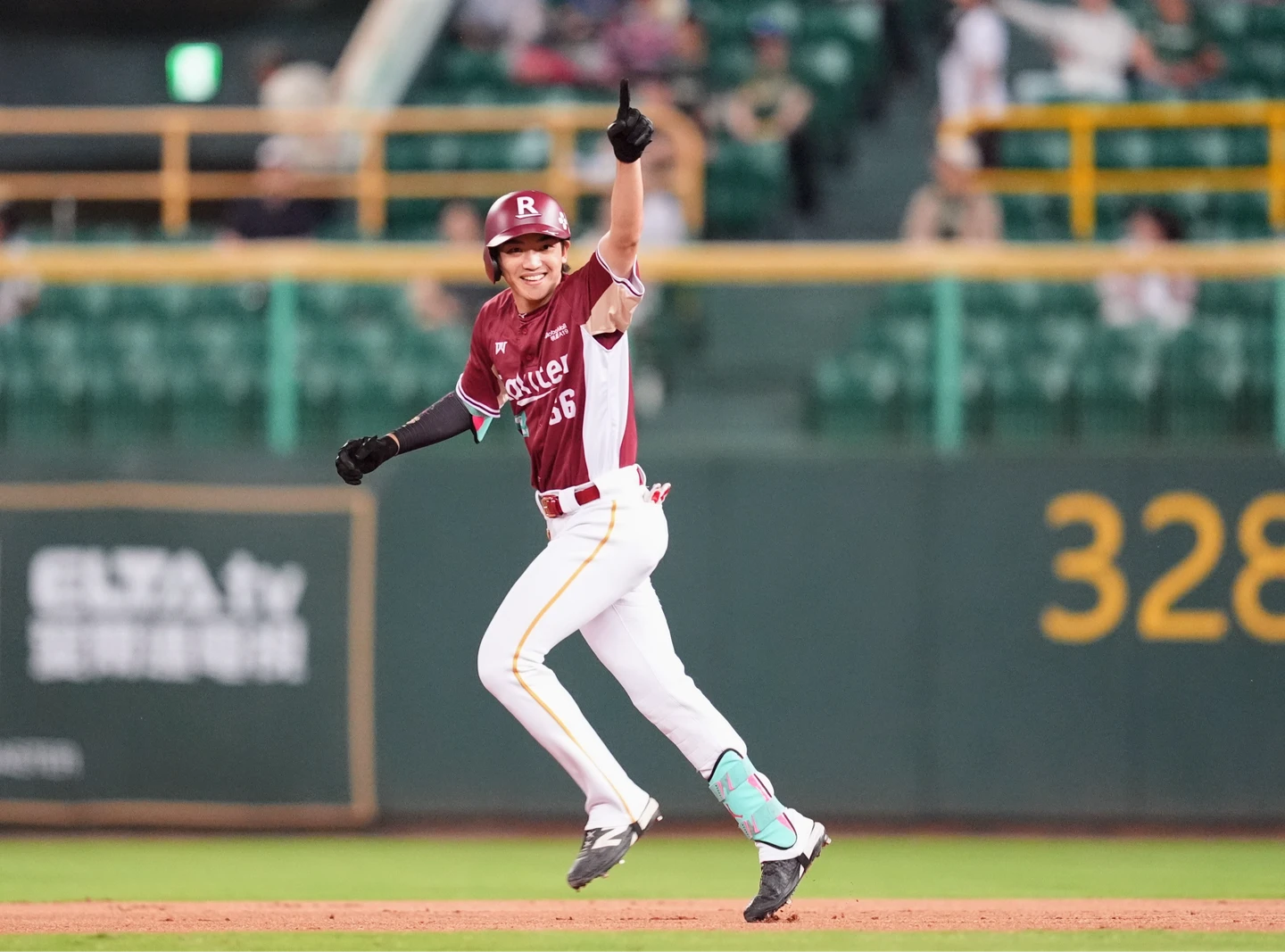 中職｜首轟即是滿貫砲成史上第16人　何品室融寫最年輕紀錄