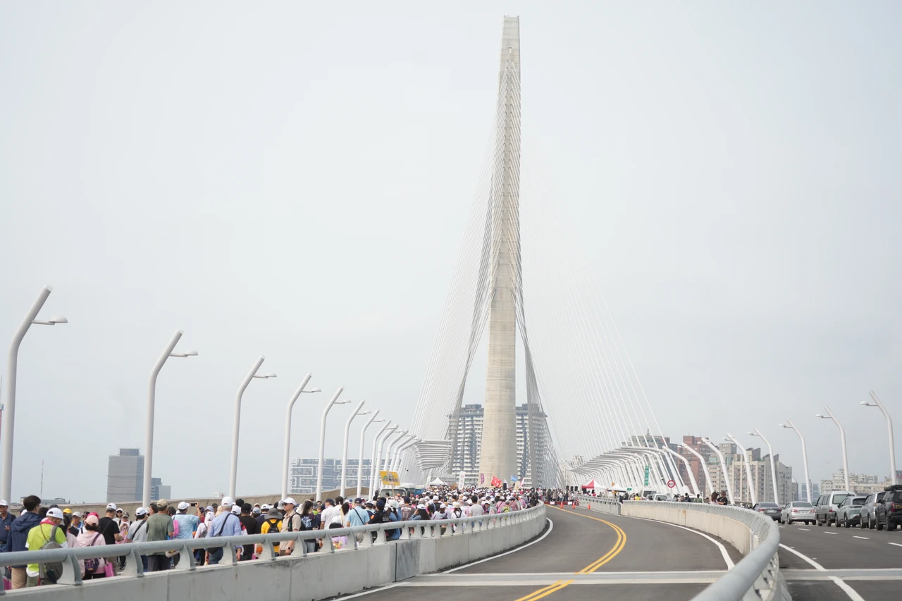 淡江大橋路跑今登場！撞期福佑宮遶境　淡水交通管制措施一次看