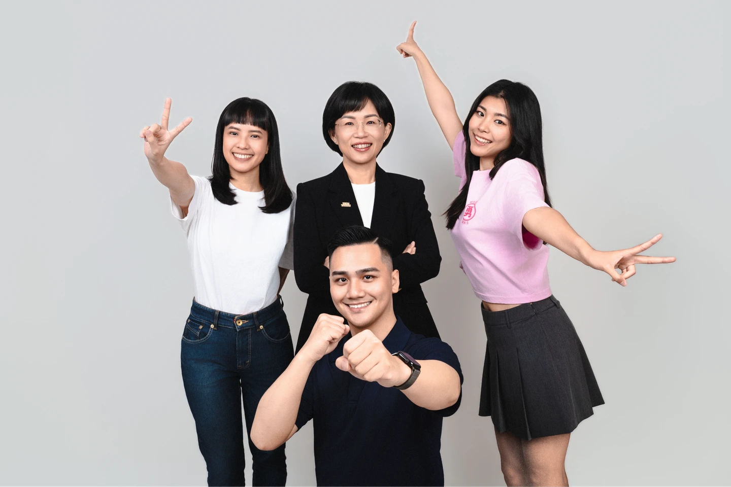 年輕活力新北隊！蘇巧慧發言人團隊曝　最年輕24歲雲豹姊姊