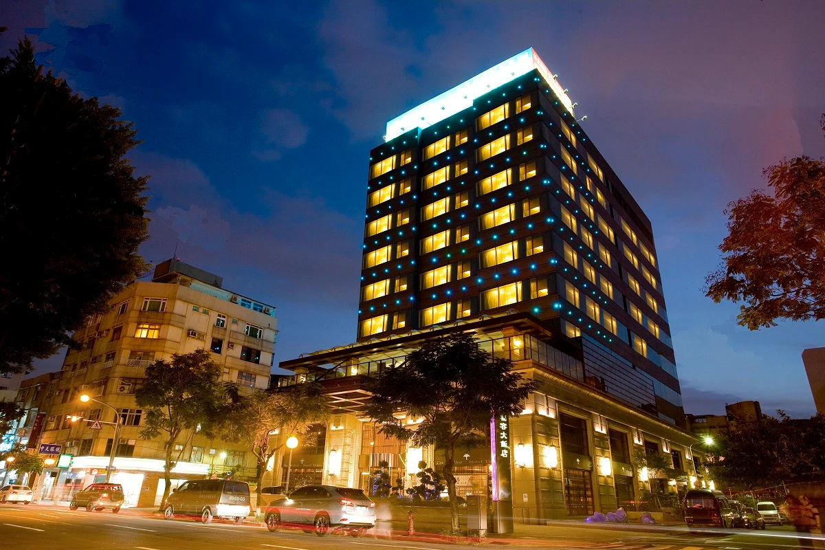 台北20年五星飯店8月熄燈　餐券1張換2套、再抽20萬住宿券