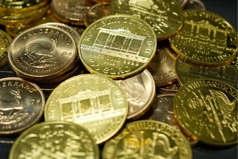 摩根士丹利大砍金價預測！目標從5700降到5200美元　黃金多頭還有戲嗎