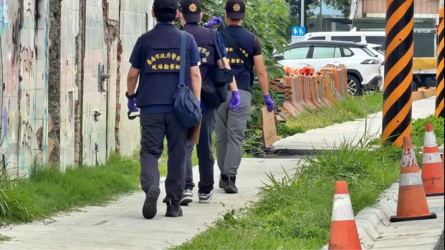 高二女放學遭隨機拖行！蒙面男特徵曝光警全力追緝　校方急提醒勿落單