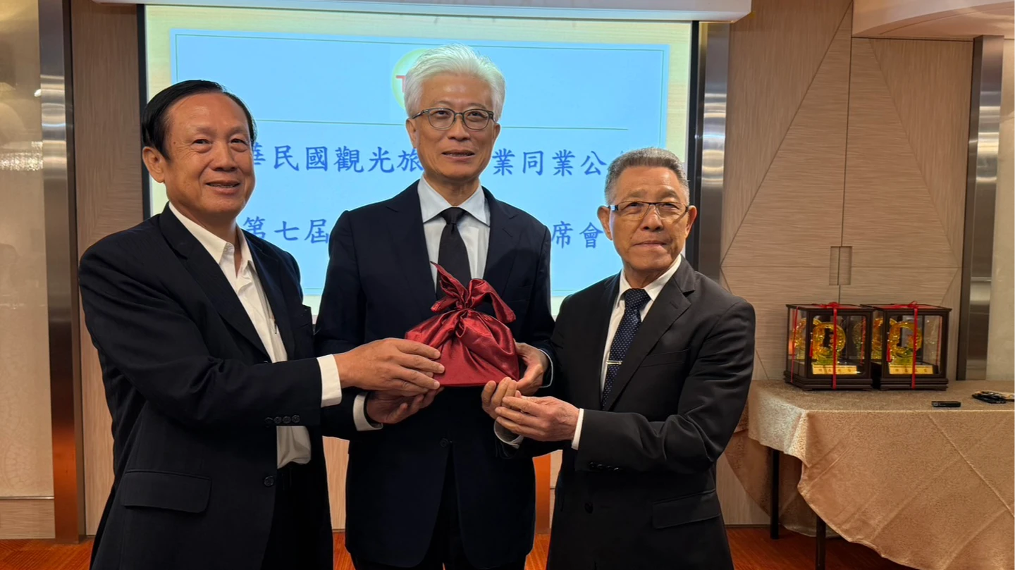 賴正鎰再掌觀光公會理事長　喊出要拚2000萬名觀光客來台