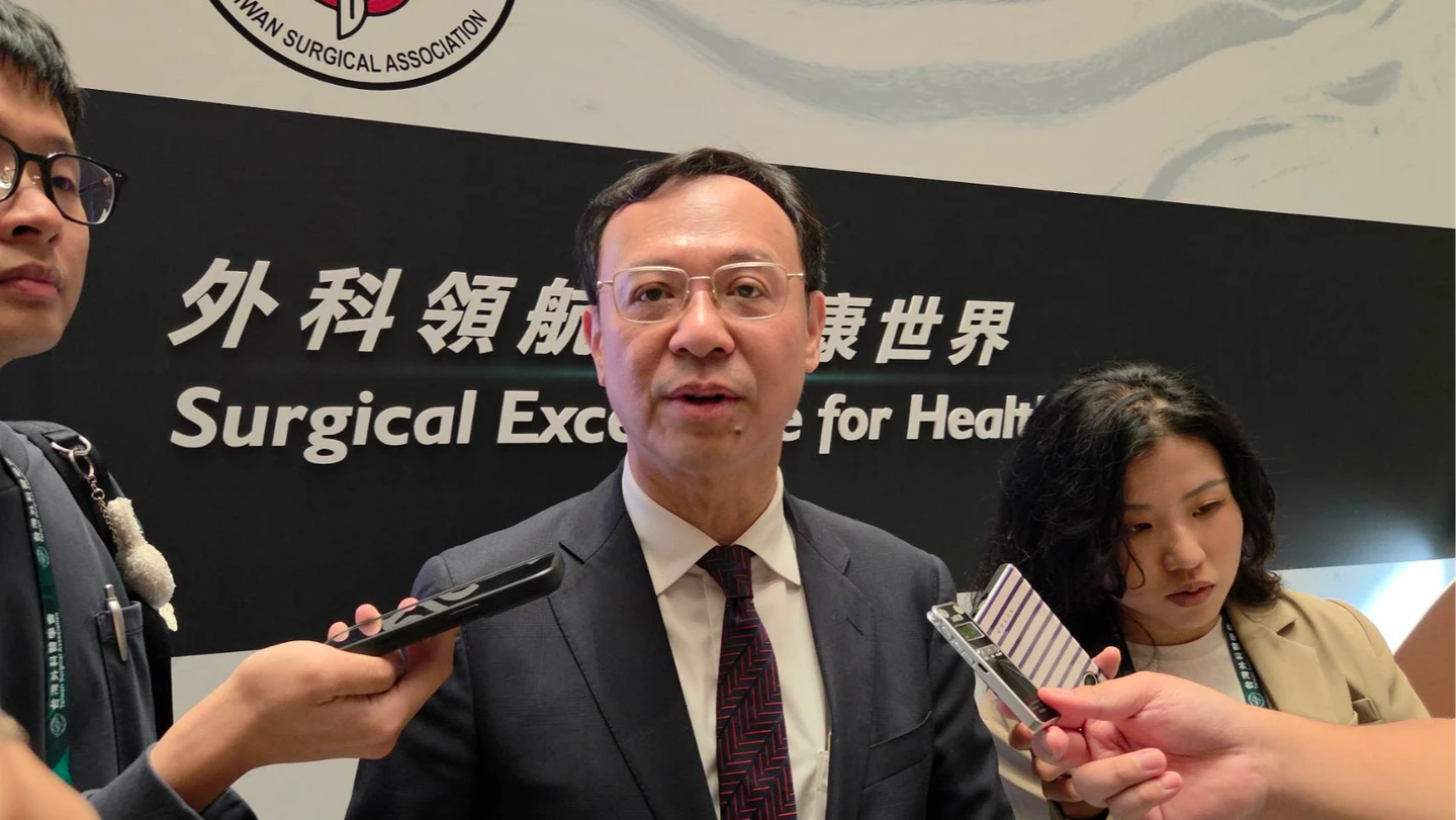 石崇良批柯文哲深夜探病「很不好示範」　衛生局調查是否違法