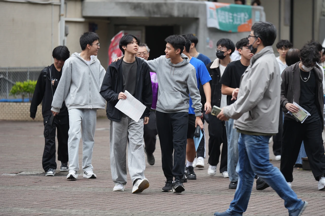 統測｜國文難易度與去年接近　臨終關懷、鬼滅之刃入題