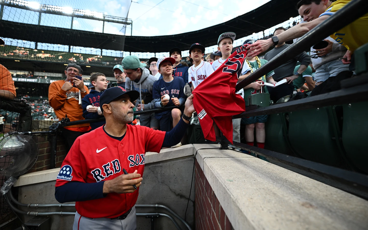 MLB｜美聯東區墊底！紅襪教練團大地震　冠軍教頭柯拉下台一鞠躬