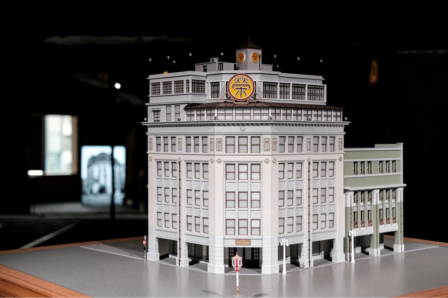 全台第1間百貨升格古蹟！「菊元百貨」當年有多威　小學生搶獎賞「坐流籠」