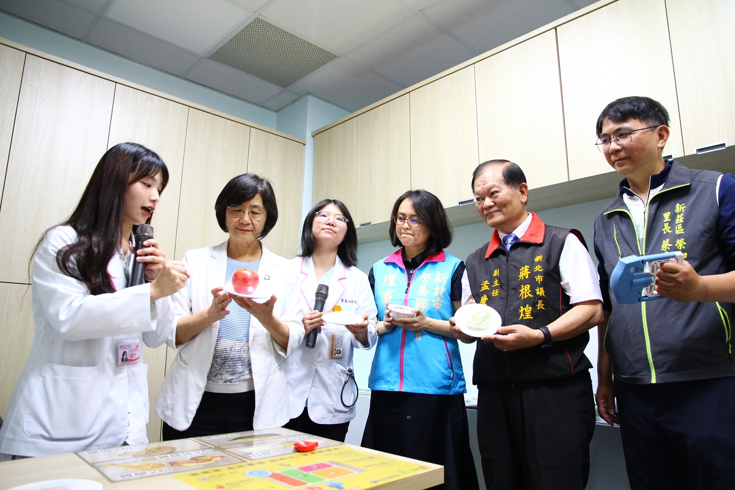 新北長者照護升級！營養師駐點推廣中心　免費諮詢對象曝