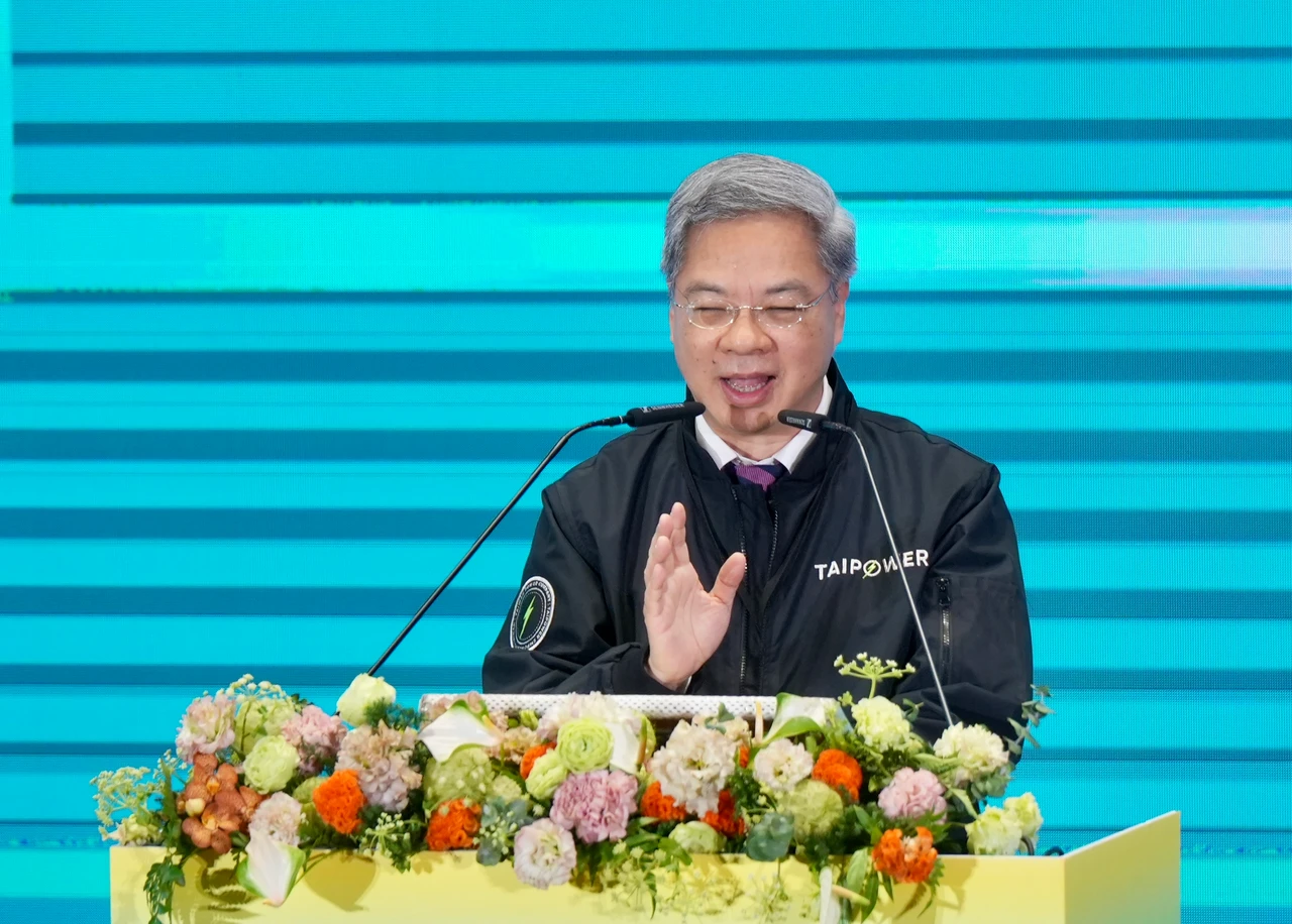 森崴下市掀台電二期風場爭議　龔明鑫首度表態：完工9成一定會蓋起來