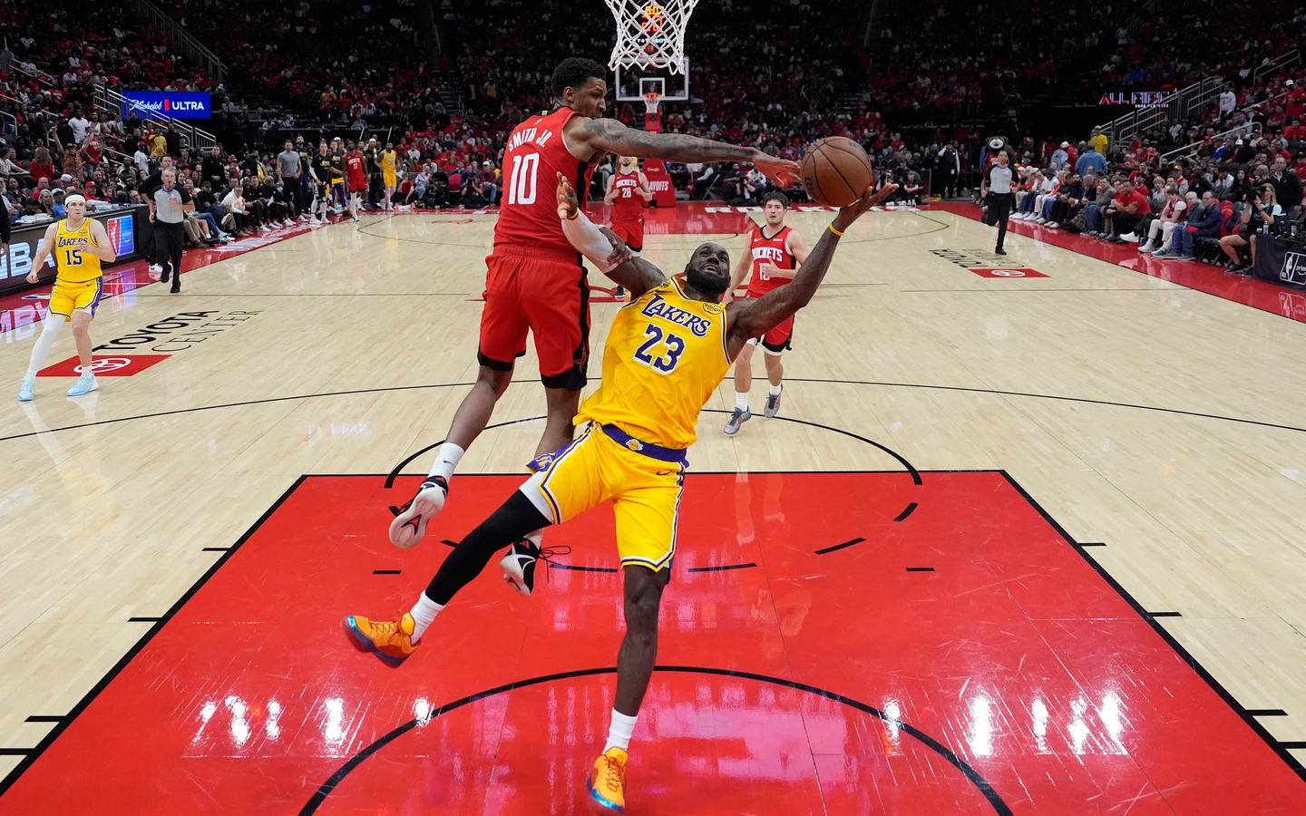 NBA｜「我早已碾壓時間老人」！41歲詹皇再寫不老傳奇　狂轟28分率湖人淘汰火箭