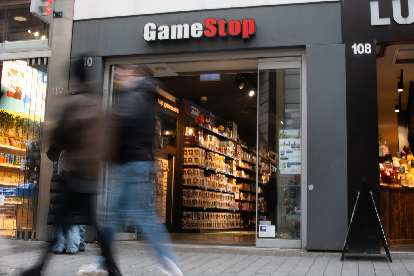 蛇吞象！美遊戲商GameStop喊併購eBay　放眼打造亞馬遜真正勁敵