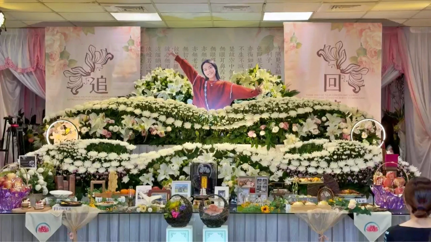 台南女警告別式！化身天使燦笑牽手未婚夫　絕美婚紗照惹哭親友