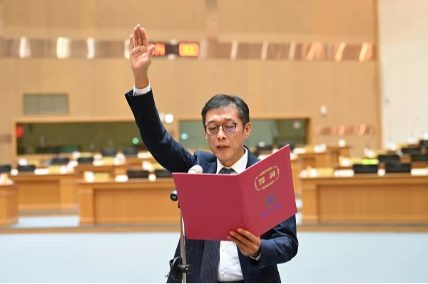 雲林議員林哲凌確定入獄！向光電業者索賄400萬手法曝　判10年定讞「即刻防逃」