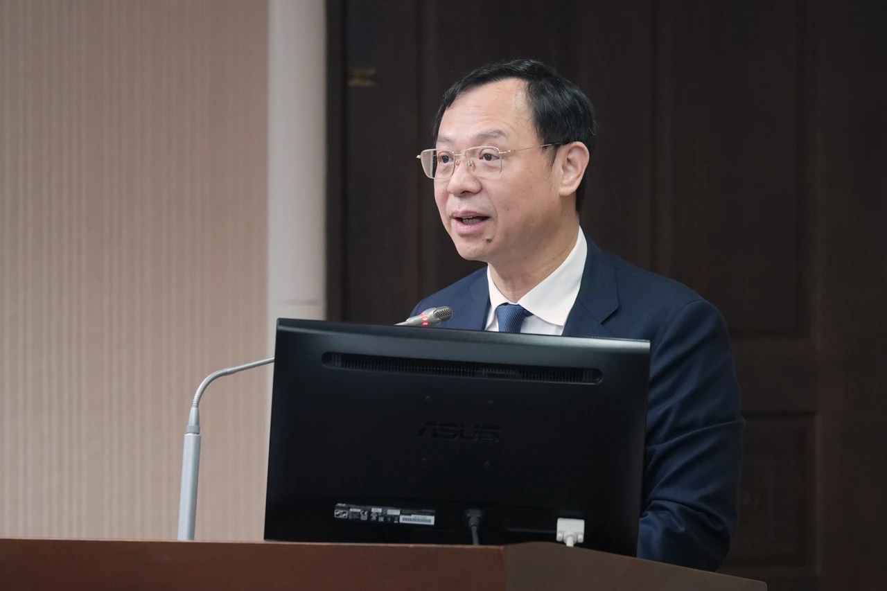 三班護病比117年上路挨轟拖太久　石崇良：怕跳票就再投給賴總統