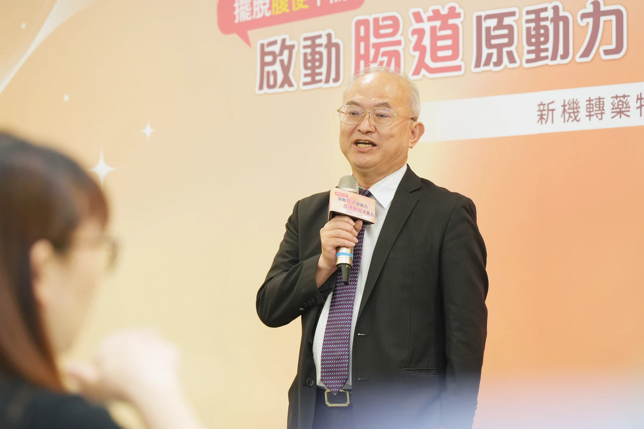 前台大醫院長吳明賢OHCA送醫　台大醫院證實救治中