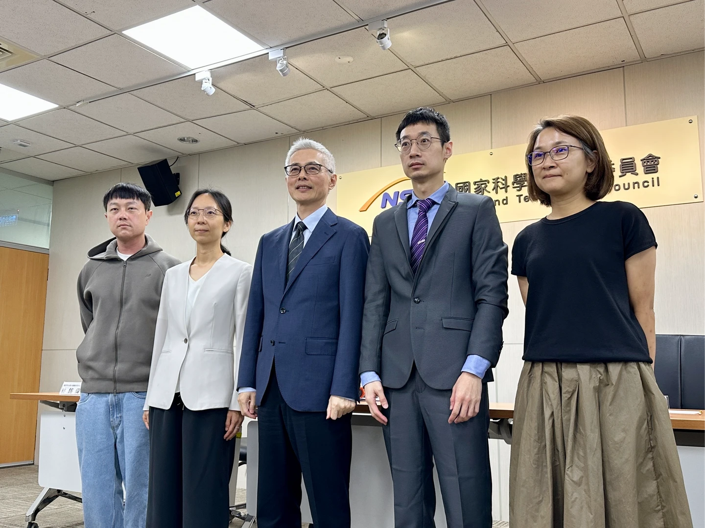 清大團隊開發「PAM-4傳收機」　晶片傳輸更快、功耗更低