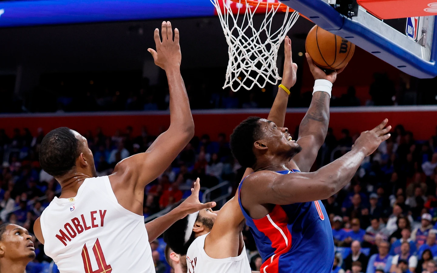 NBA｜活塞連2輪都先被聽牌！明星中鋒軟手寫史上第二難堪紀錄　史上第一根本是神
