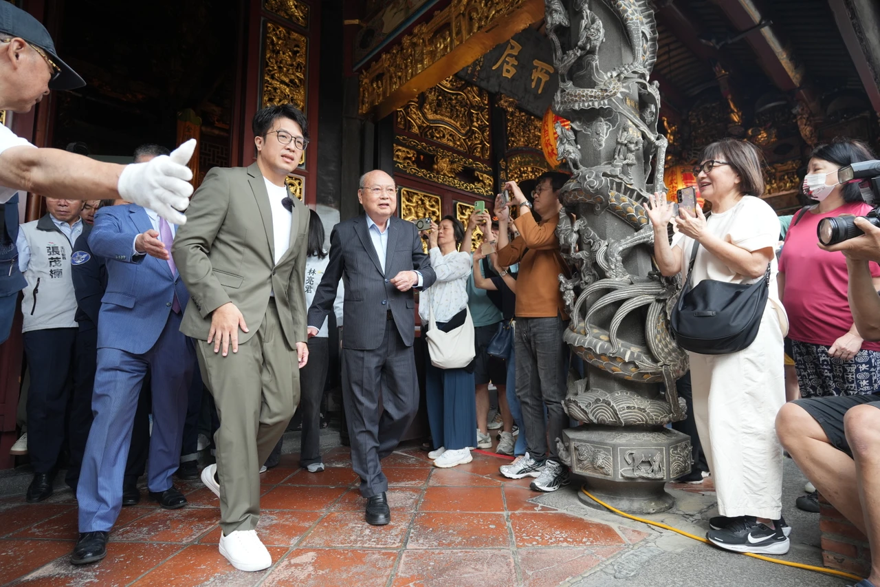 徐巧芯要求道歉　沈伯洋籲她研究看完整「寧掉書袋不要掉漆」