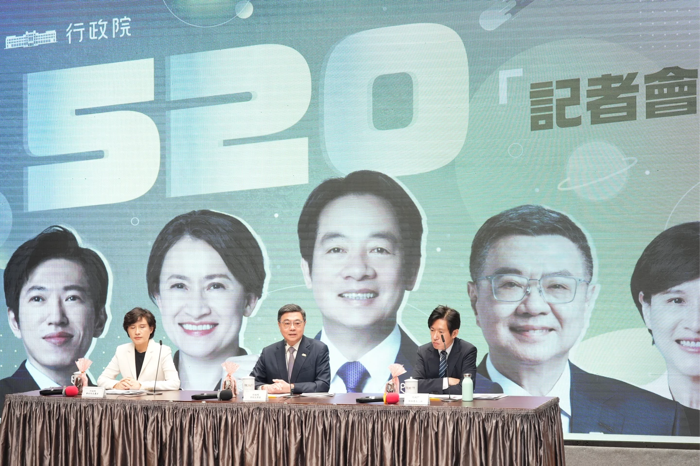 520大禮包！卓揆預告0~18歲國家全程支持　6歲前都適用「育兒假」
