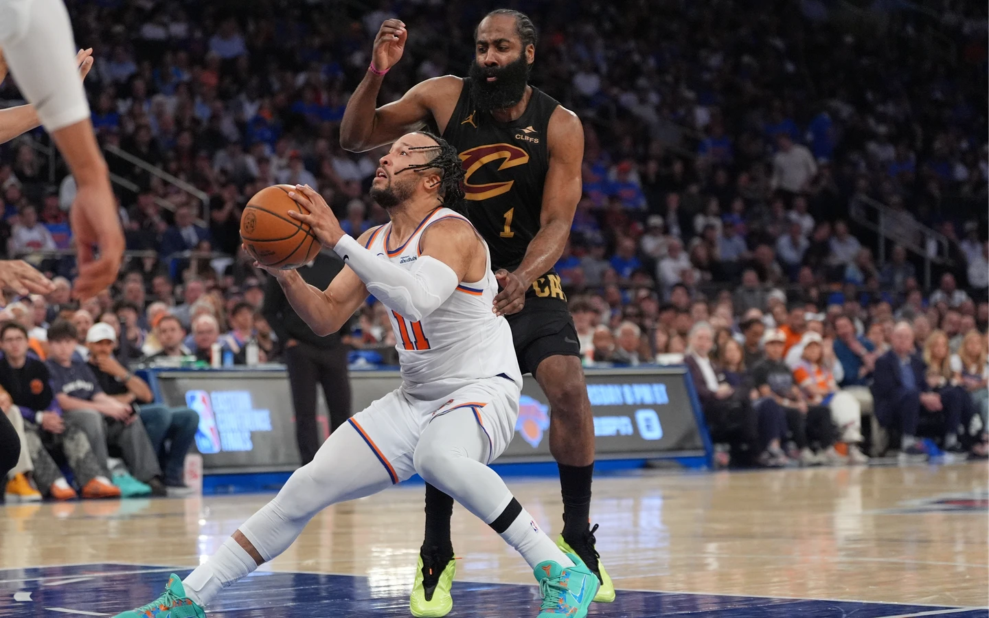 NBA｜「旋轉門防守」挨批！騎士若想在東決出線　前球評：哈登要坐板凳