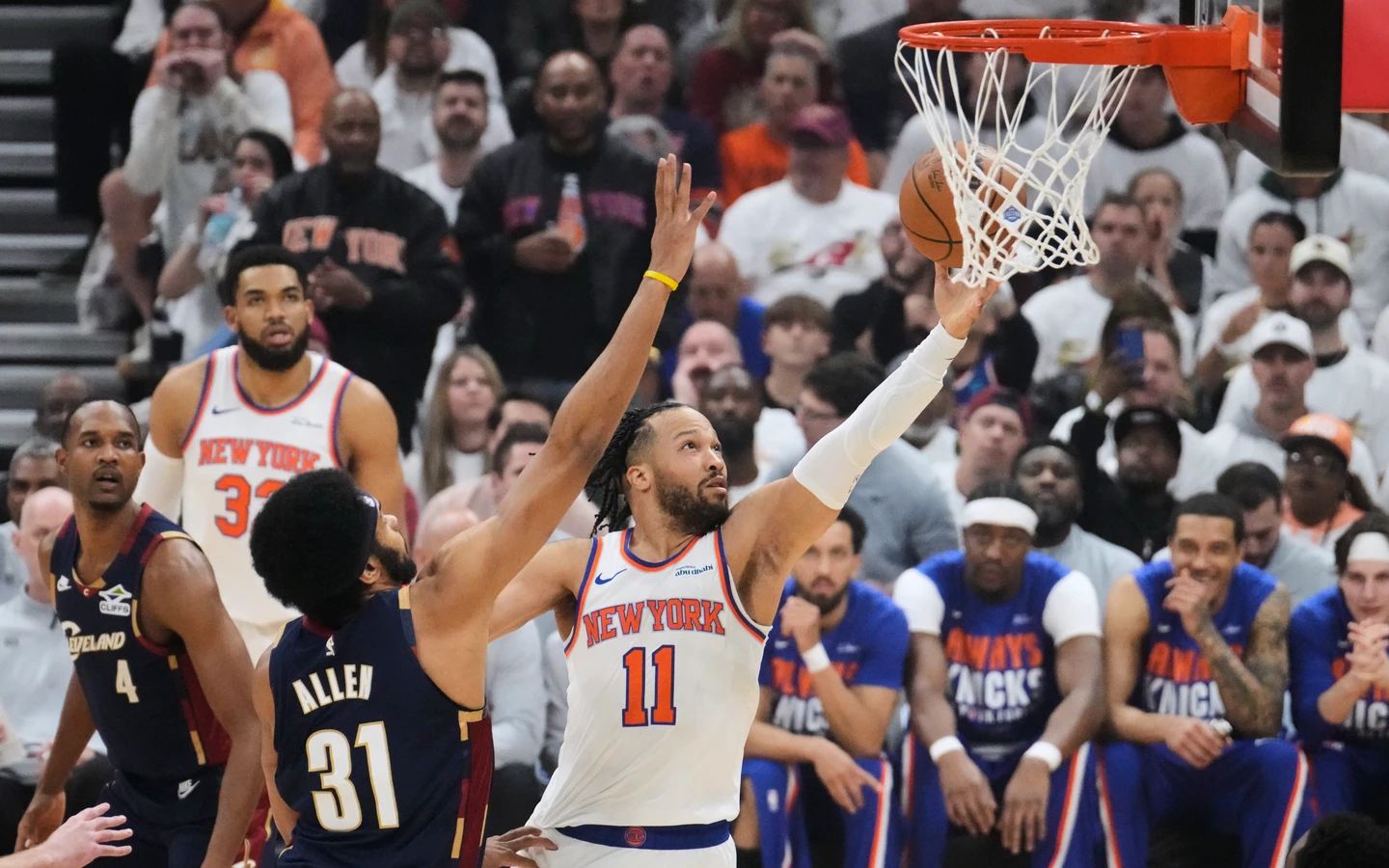 NBA｜瘋狂10連勝！尼克再次打趴騎士東決聽牌　季後賽總淨勝分登頂
