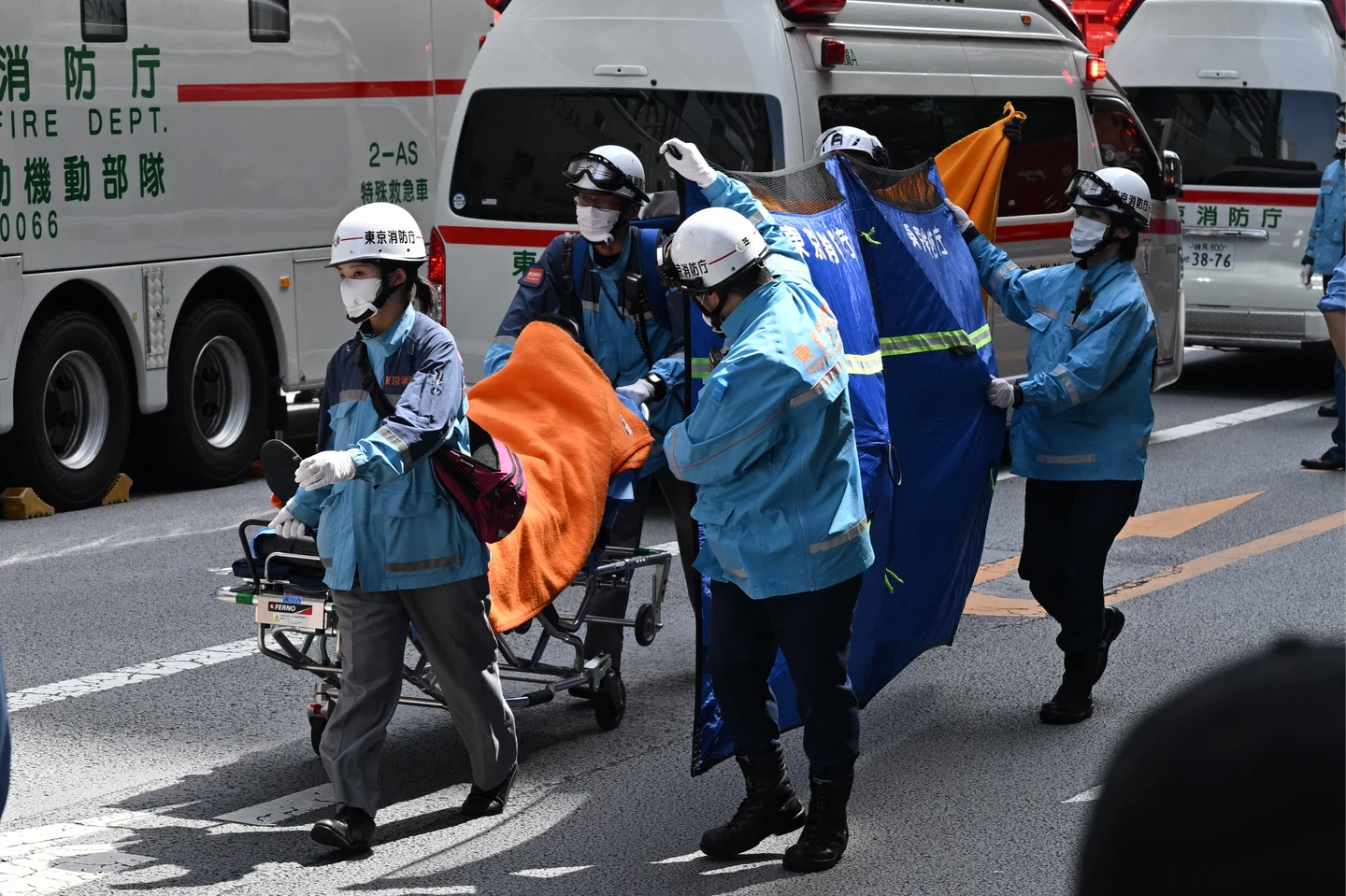 日本銀座最大商場「GINZA　SIX」傳出刺激惡臭　逾20人不適