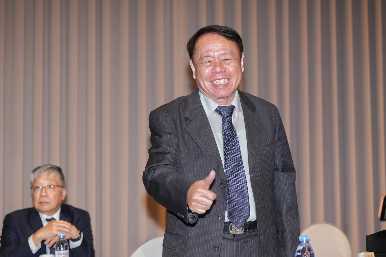 台塑化董事長曹明：地緣政治危機凸顯能源轉型迫切性、將繼續綠能發展的腳步