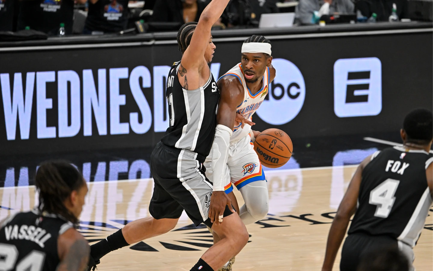 NBA｜買不到哨音就不會打球！SGA只拿15分被酸爆　雷霆遭馬刺逼進搶七大戰