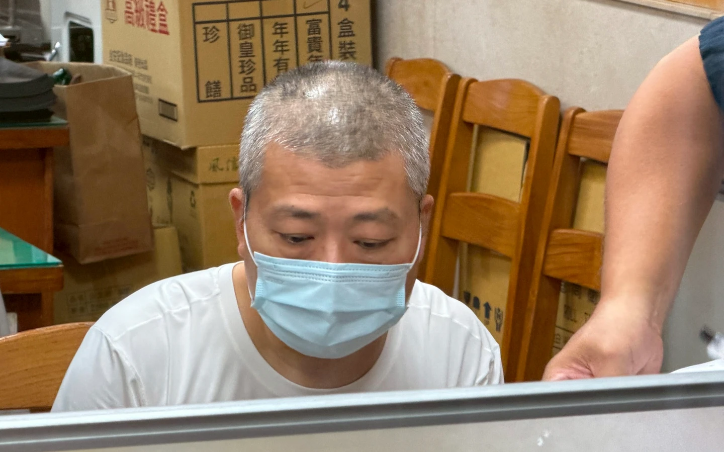 出資助「台版Jisoo」詐5千人158億！金主1600萬交保　面貌曝光
