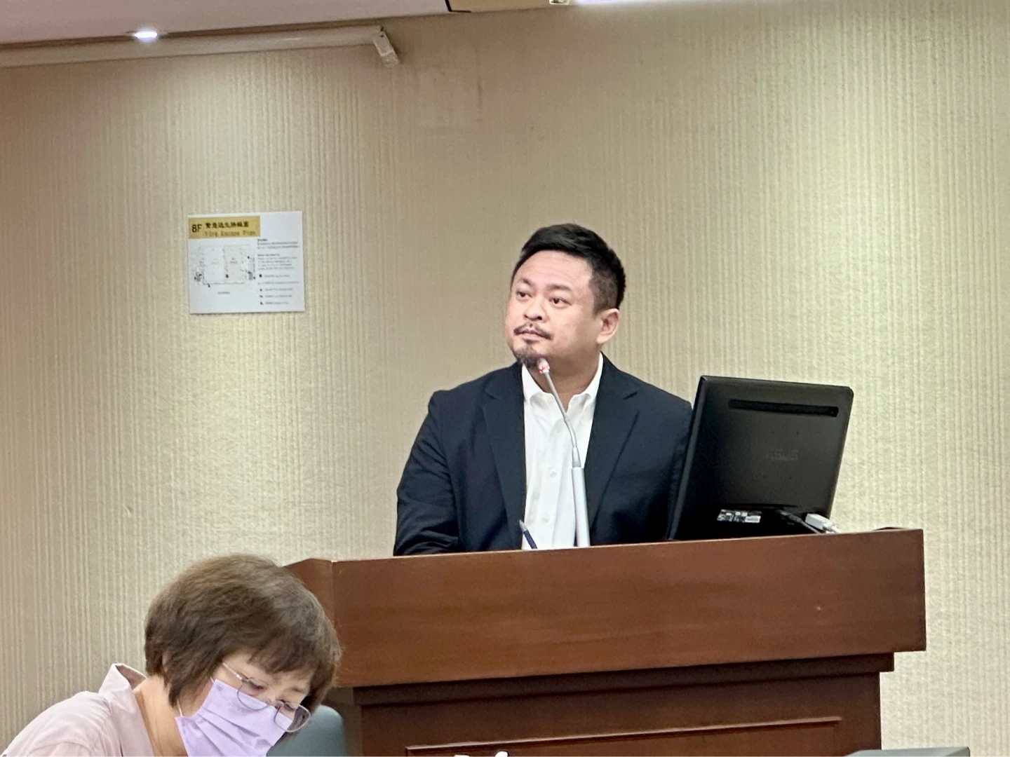 職災重建中心前執行長論文抄襲　學位被撤銷！立委要求追討待遇
