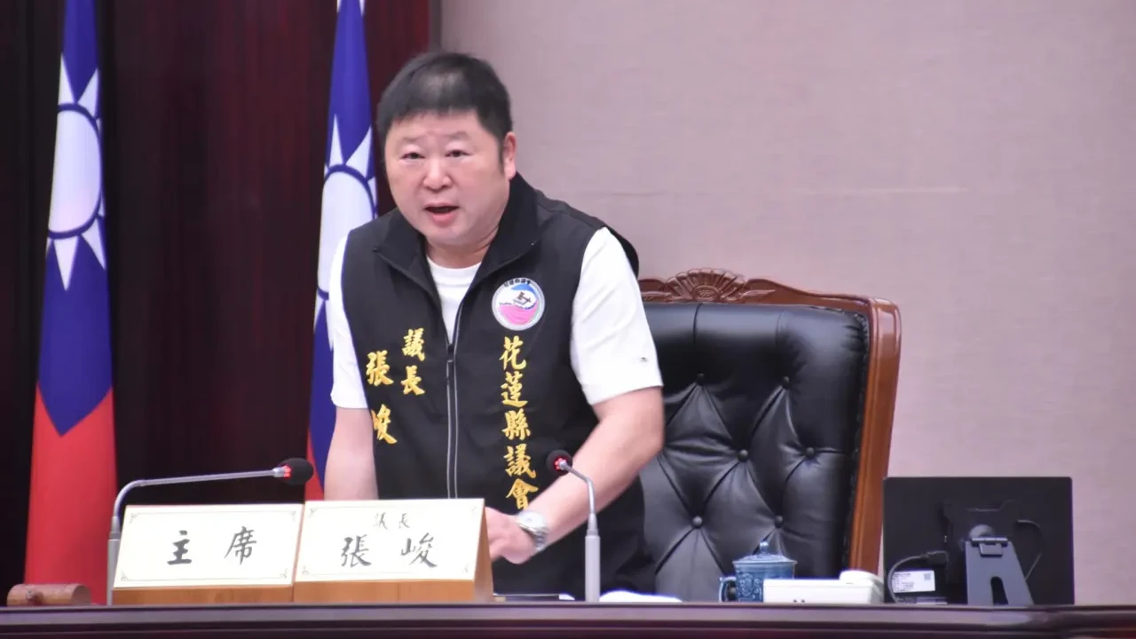 短影音蹭流量踢鐵板！拍片竟嗆花蓮議長「呼伊死」　毒詐前科男「口嗨」狼狽落網