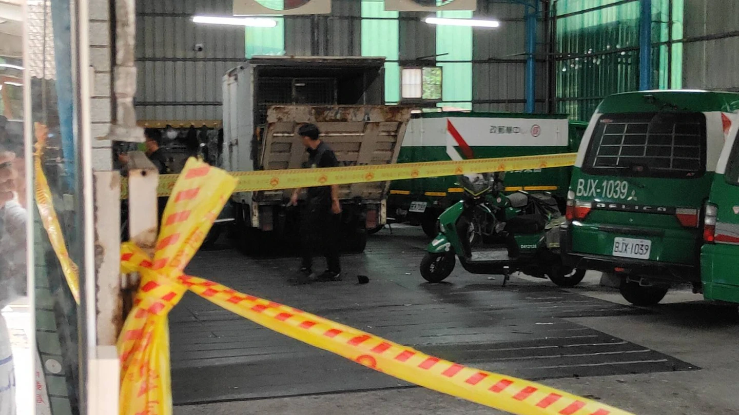 不滿搬包裹太吵！莽男闖竹南郵局亂刀砍死郵務士　凶嫌父：常年受噪音折磨